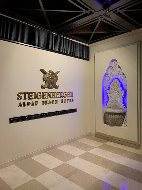Lobby Steigenberger ALDAU Beach Hotel