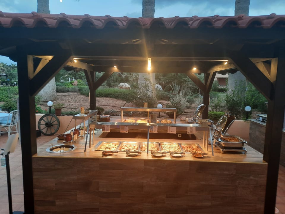 Gastro Anissa Beach & Village