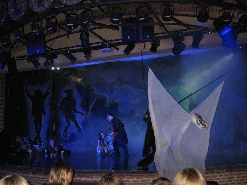 Шоу, посвященное М.Джексону Limak Limra Hotel & Resort