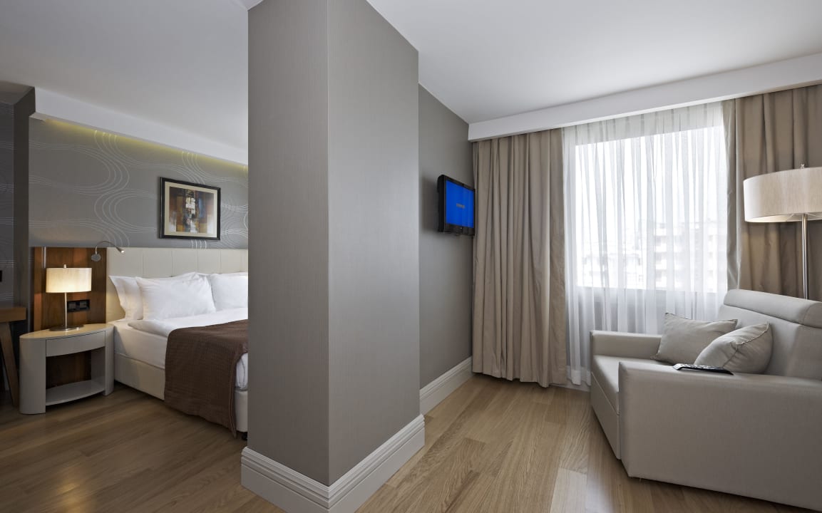 Rooms Hotel Ramada Istanbul Grand Bazaar