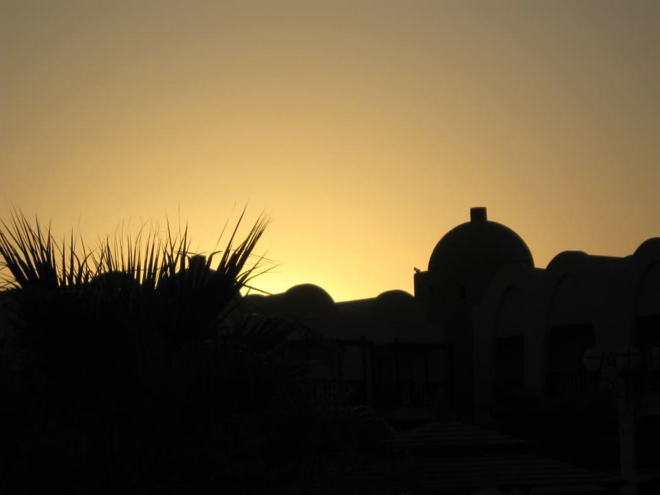 Sonnenaufgang Titanic Beach Spa & Aqua Park