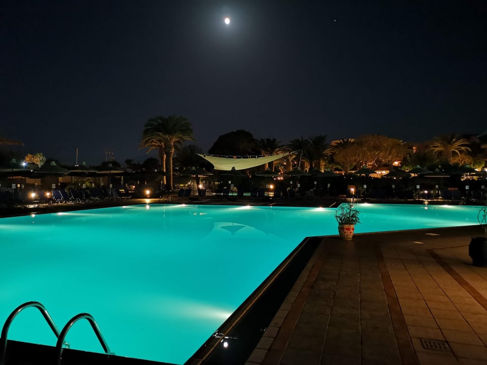 Pool Anissa Beach & Village