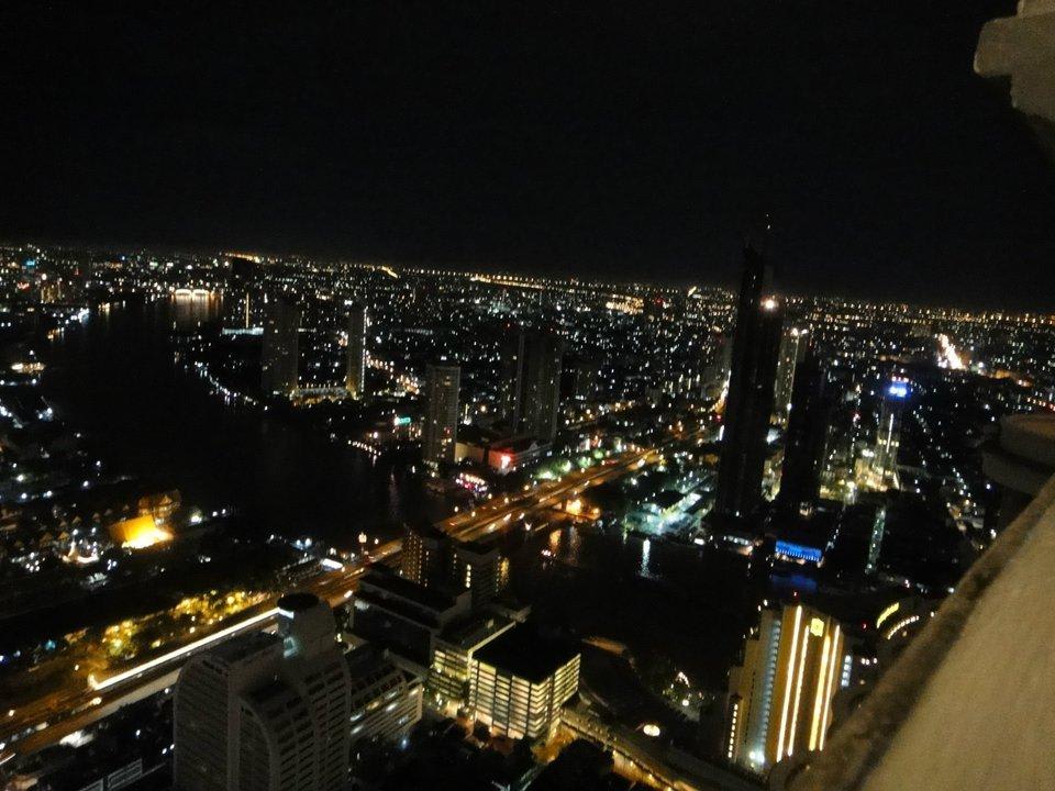 Blick aus der Hangover Suite Tower Club At Lebua