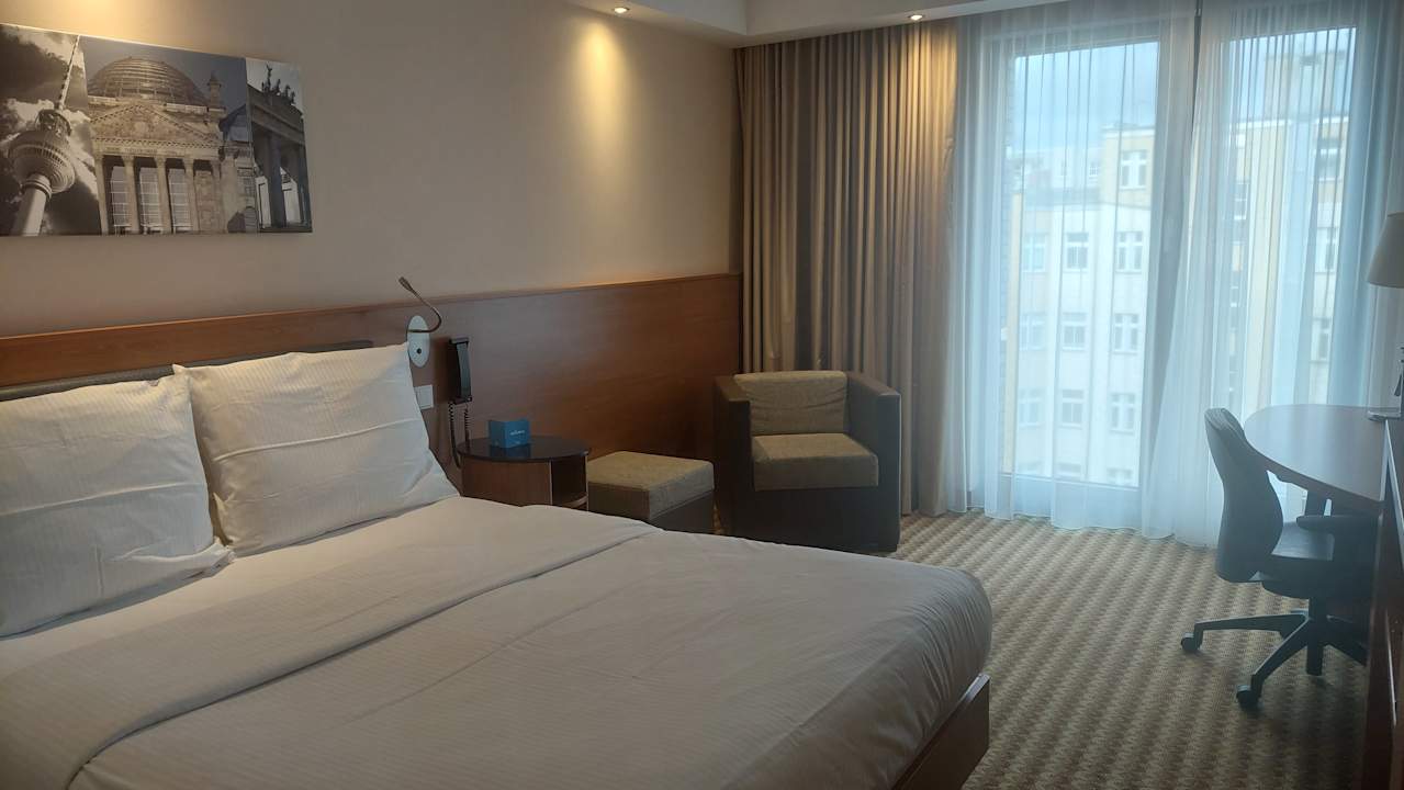 Zimmer Hampton by Hilton Berlin City West