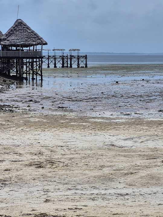 Strand Zanzibar Bay Resort & Spa