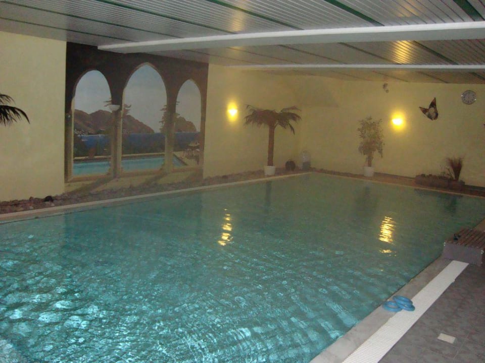 Der schöne Pool Maximilian Wellnessresidenz