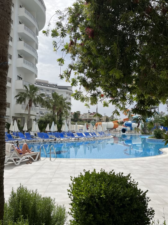 Pool Calido Maris Hotel
