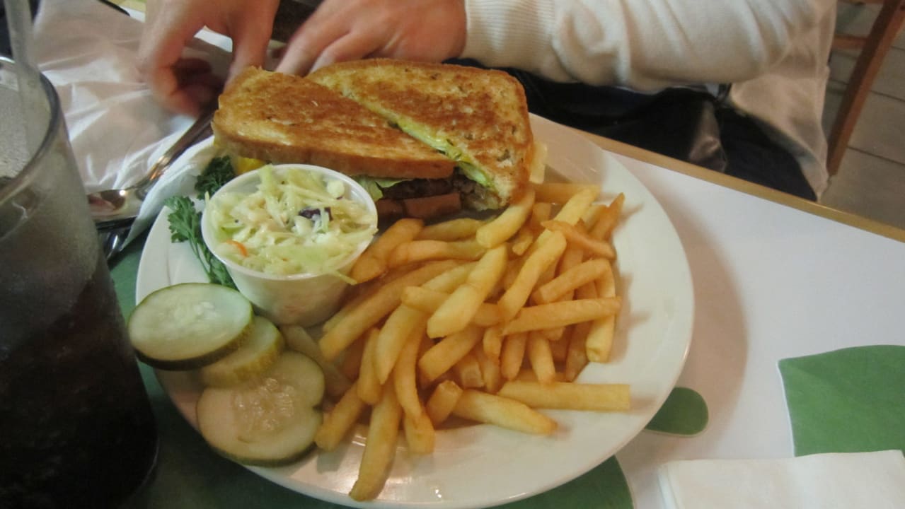 Burger Hotel Outrigger Beach Resort