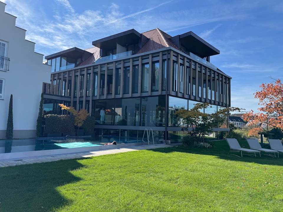 Außenansicht Hotel Hirschen Horn | Refugium am See