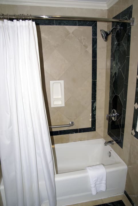 Dusche Sandals Royal Bahamian