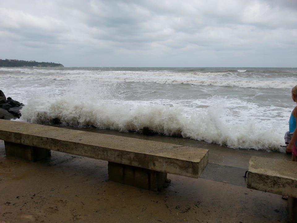 Stürmisch. 09.2014 Sol Luna Bay