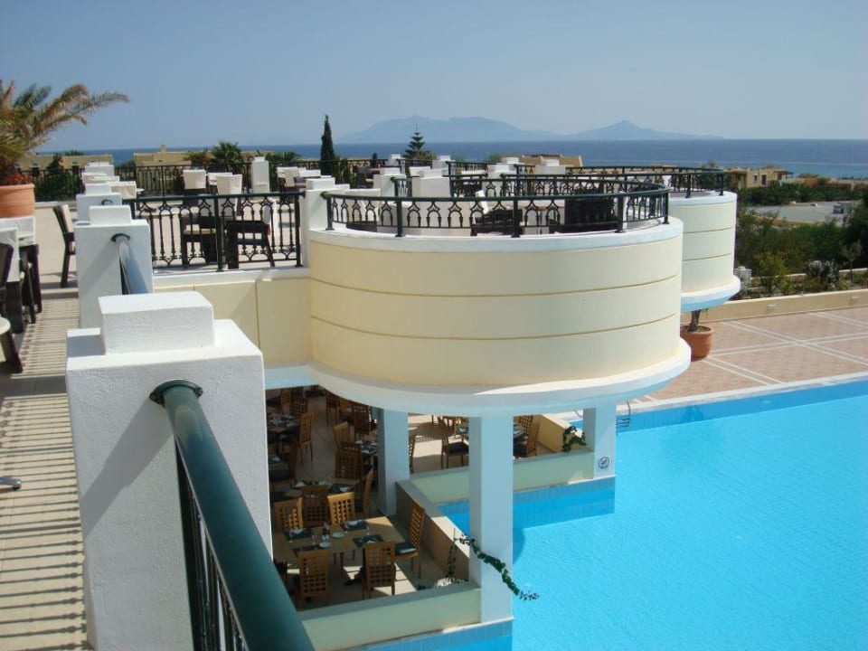 Lobbybar außen Porto Bello Royal