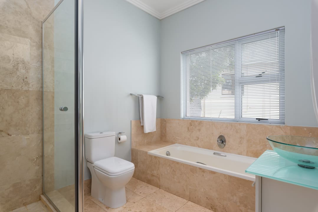 Zimmer 61 On Camps Bay Guesthouse