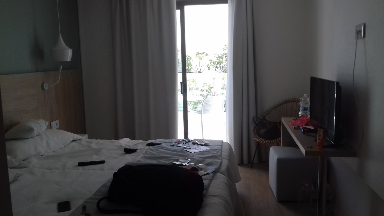 Zimmer HSM Regana - Adults Only