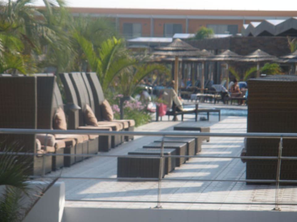 Sonnenterrasse am Pool gelegen Blue Lagoon Resort