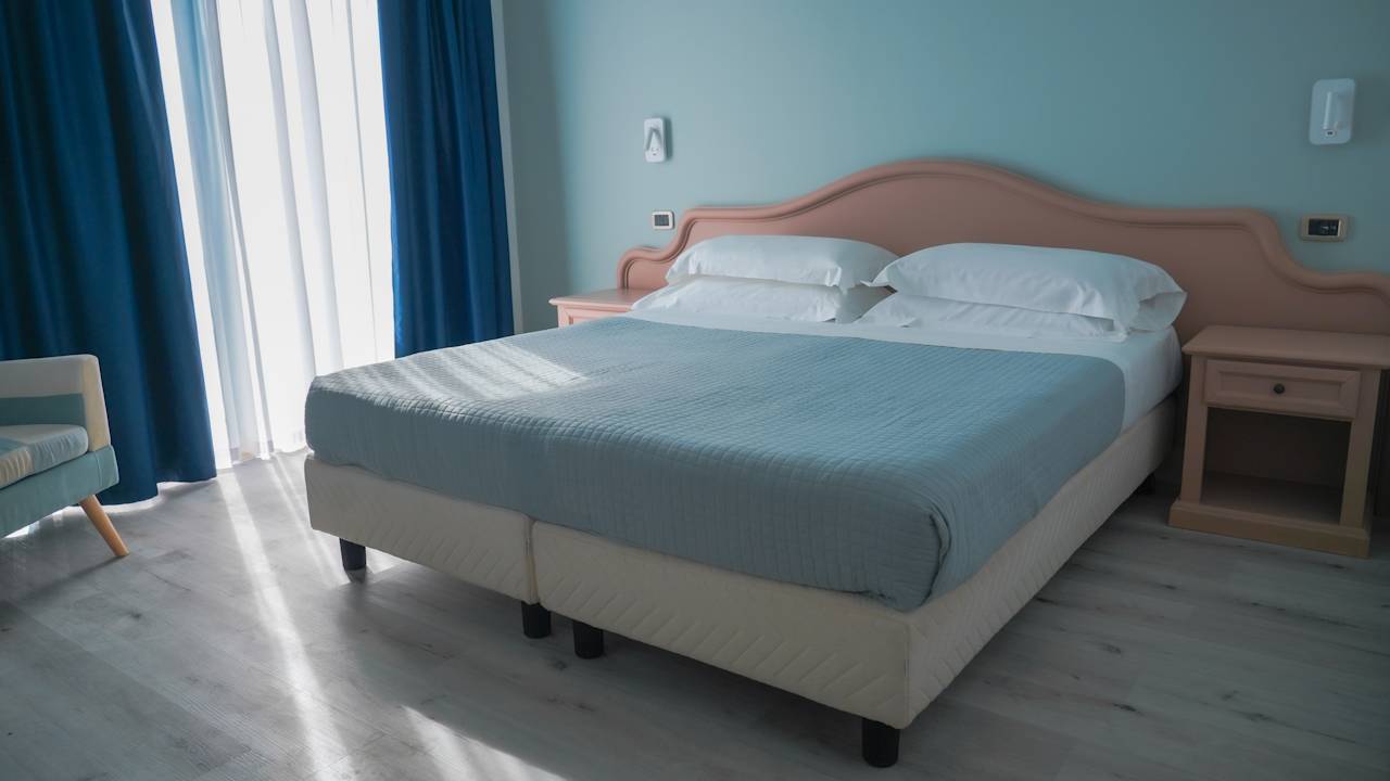 Zimmer AHG Riva del Sole Moniga