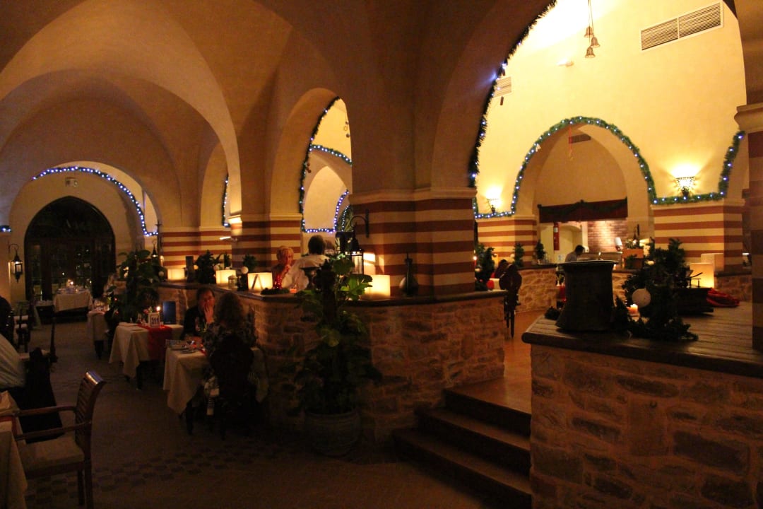Unterer Gang des großen Saales Radisson Blu Resort, El Quseir
