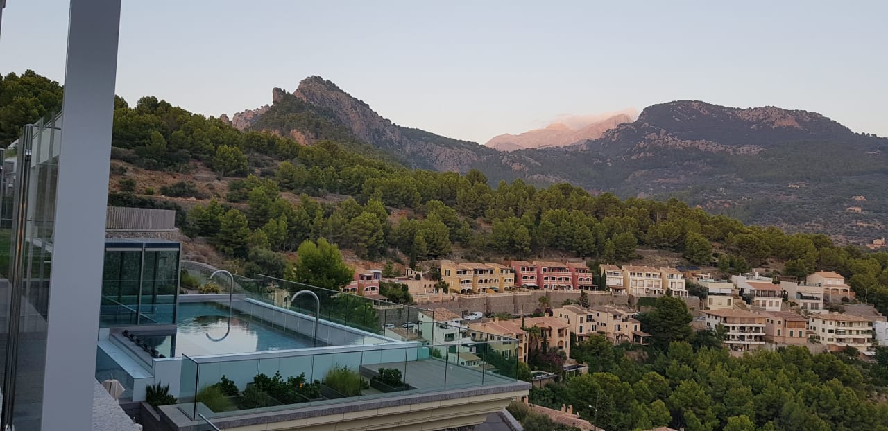 Pool Jumeirah Port Soller Hotel & Spa
