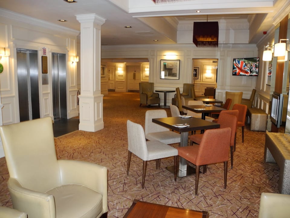Lobby Edinburgh Grosvenor Hotel