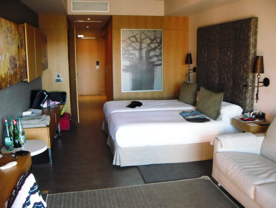 Schlaf- und Wohnbereich Lopesan Baobab Resort