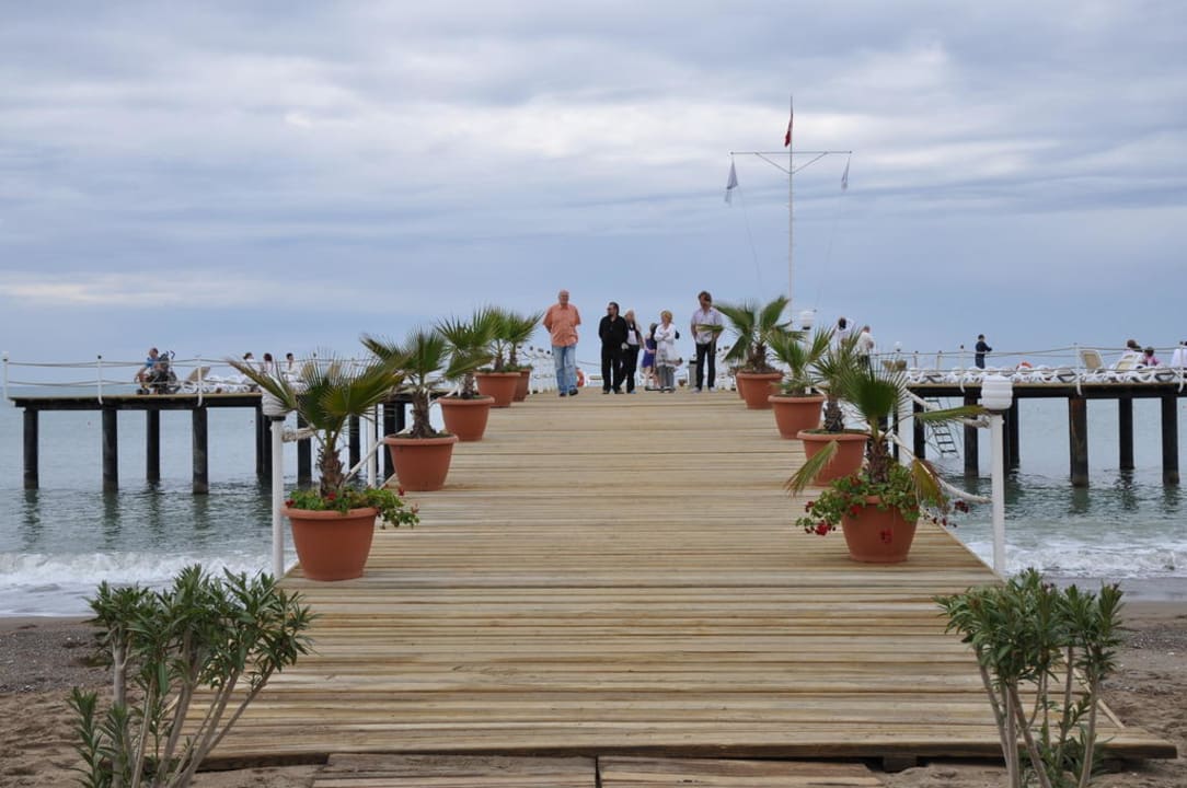 Strandsteg Royal Wings Hotel