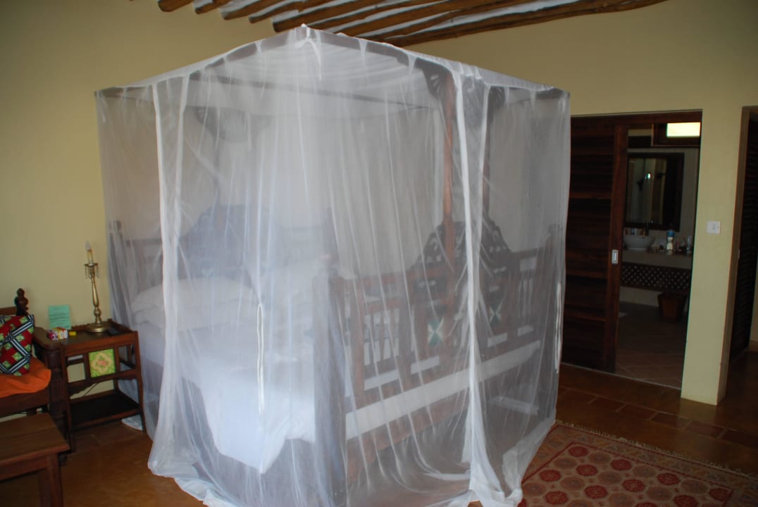 Bett mit Insektennetz Neptune Pwani Beach Resort & Spa