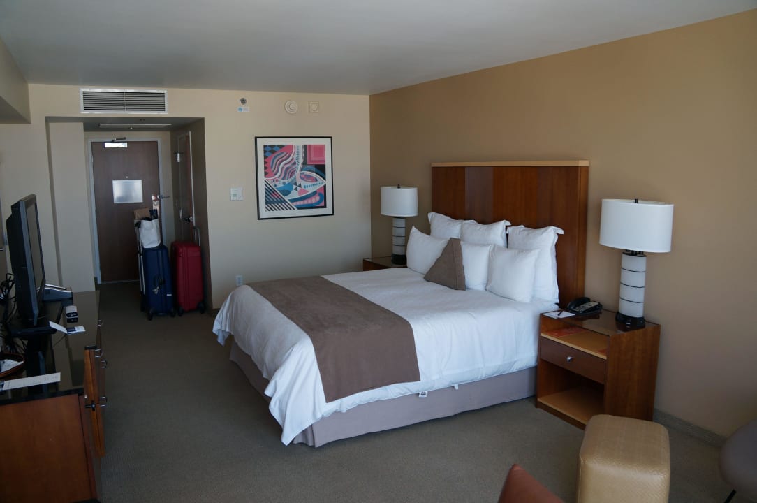 . Loews Hollywood Hotel