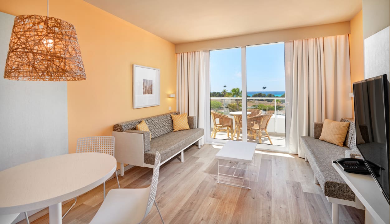 Zimmer Protur Vista Badia Aparthotel