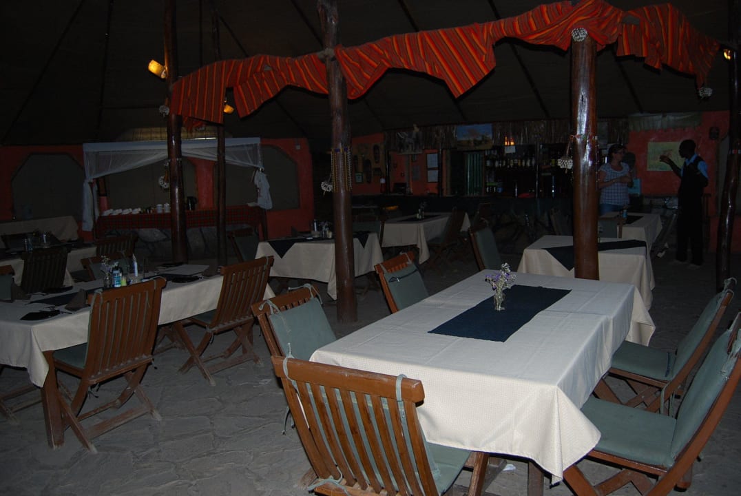 Hier wird abend gegessen Aruba-Mara Camp
