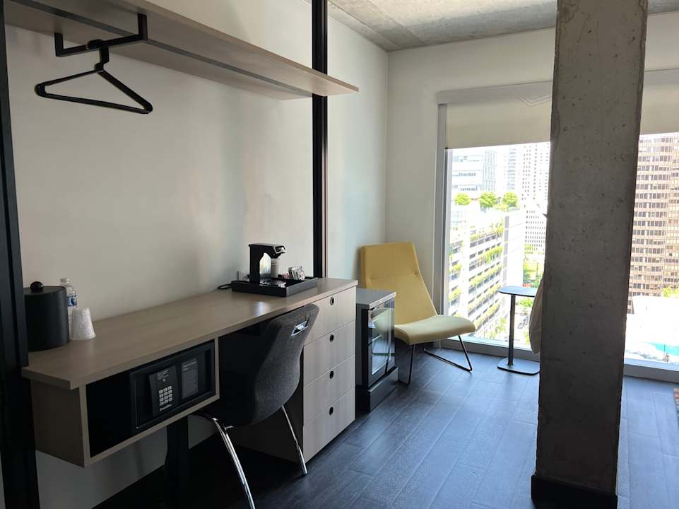 Zimmer Aloft Chicago Mag Mile