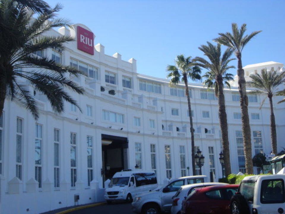 Eingang von der Straße Hotel Riu Palace Maspalomas Adults Only