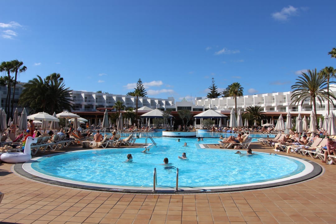 Pool Hotel Riu Paraiso Lanzarote