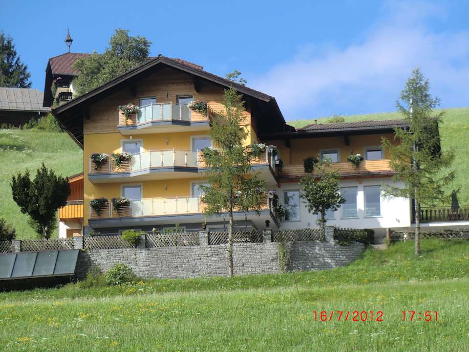 Vorderansicht Apartmenthaus Vergissmeinnicht