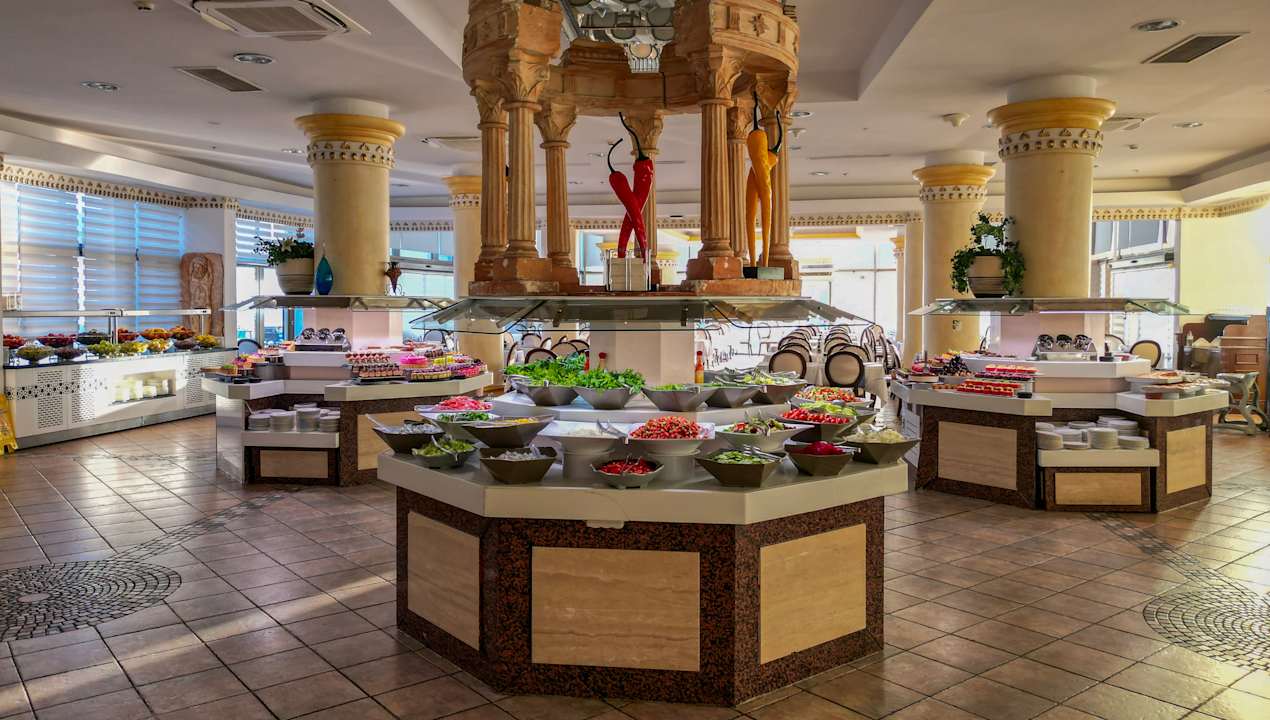 Gastro Sunrise Queen Luxury Hotel