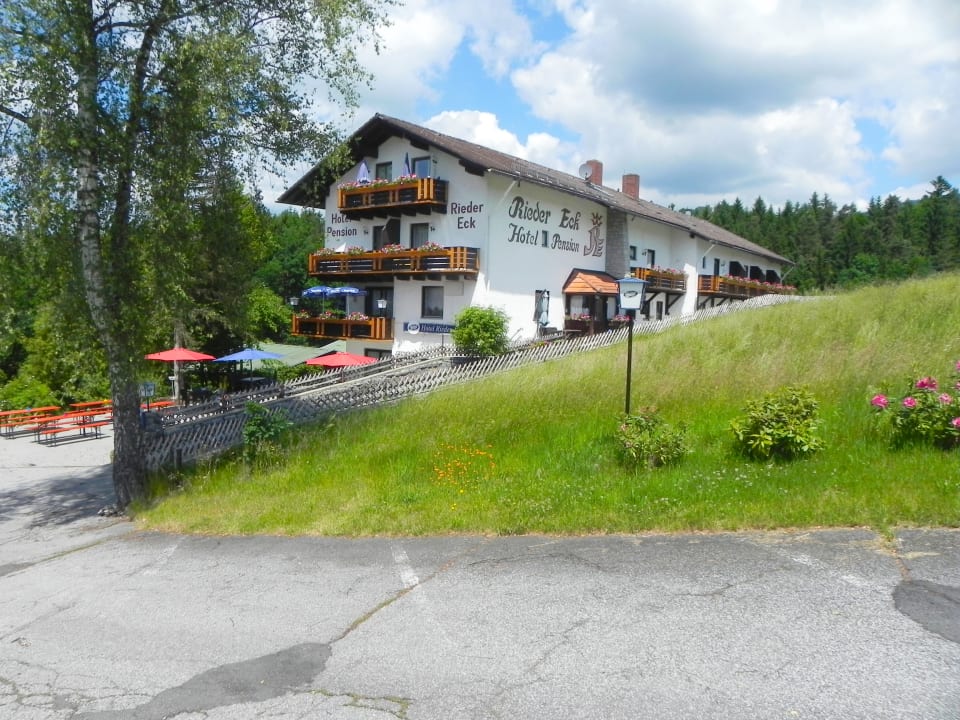 Außenansicht Hotel Rieder Eck