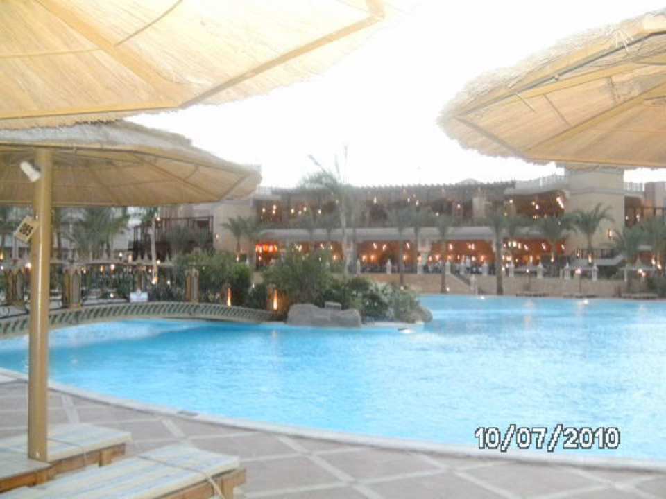 Poolanlage Pickalbatros Palace Resort
