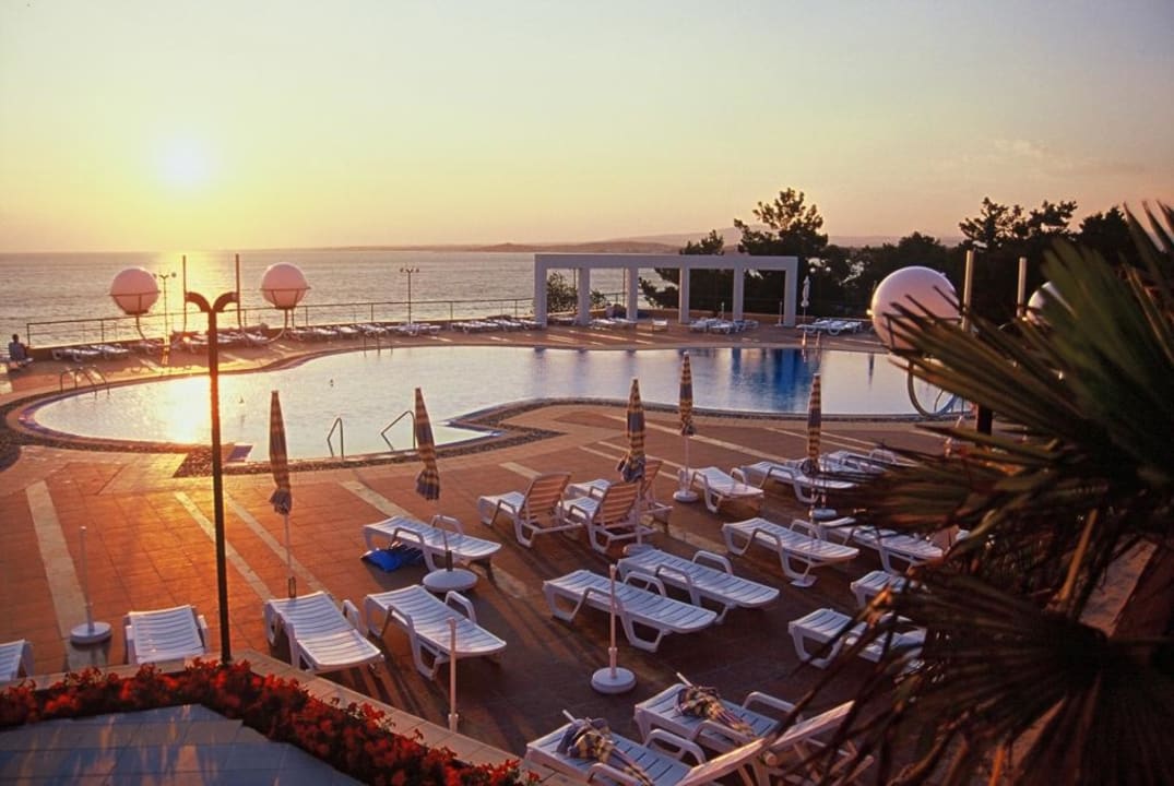 sonnenuntergang Pomegranate Wellness Spa Hotel