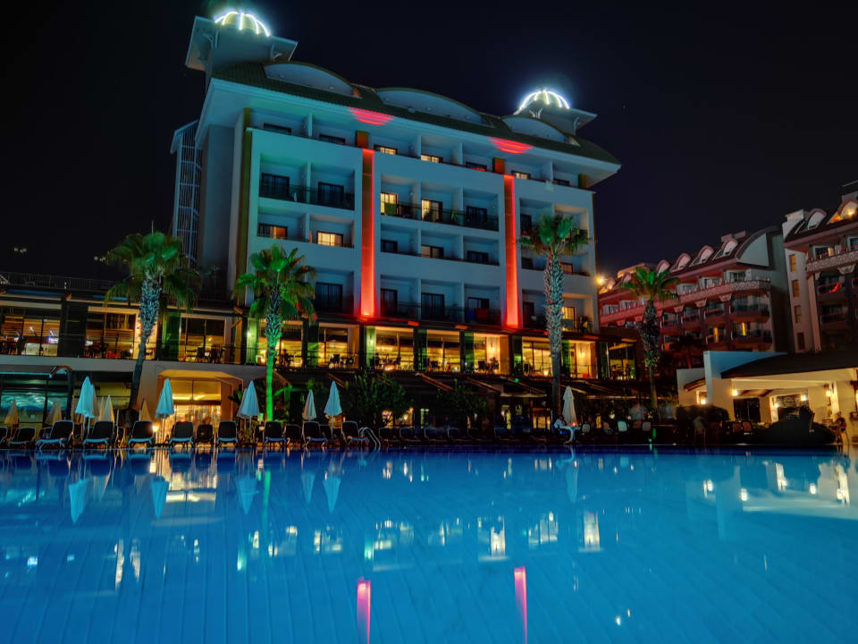 Außenansicht Aydinbey Kings Palace & Spa