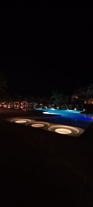 Pool Akumal Bay Beach & Wellness Resort