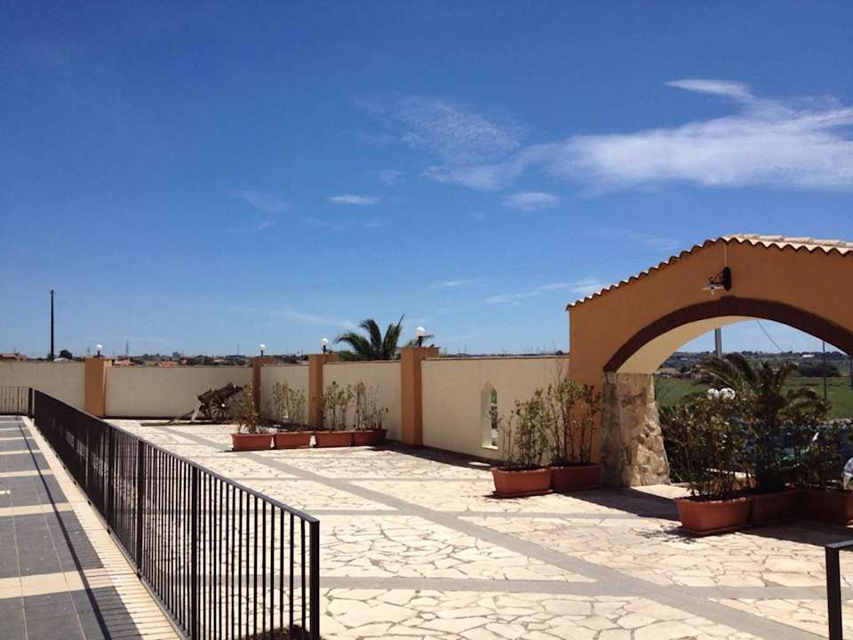 Forecourt Domus Aurea Resort