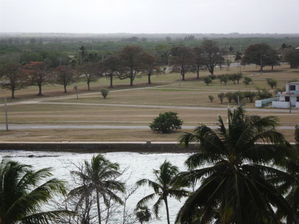 Gegenüberliegende Ufer des Kanals Hotel Puntarena Playa Caleta