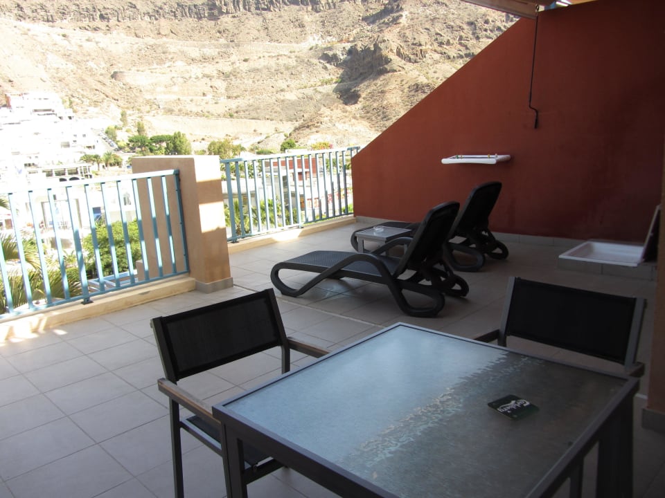 Balkon mit Dusche Apartamentos Cordial Mogán Valle