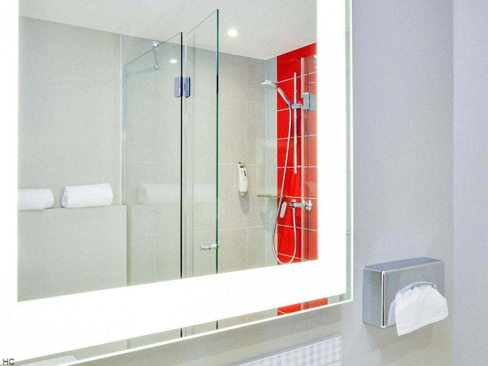 Salle de Bain ibis Styles Lille Centre Grand Place
