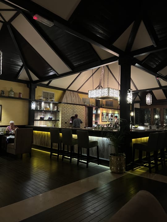 Gastro Miramar Al Aqah Beach Resort