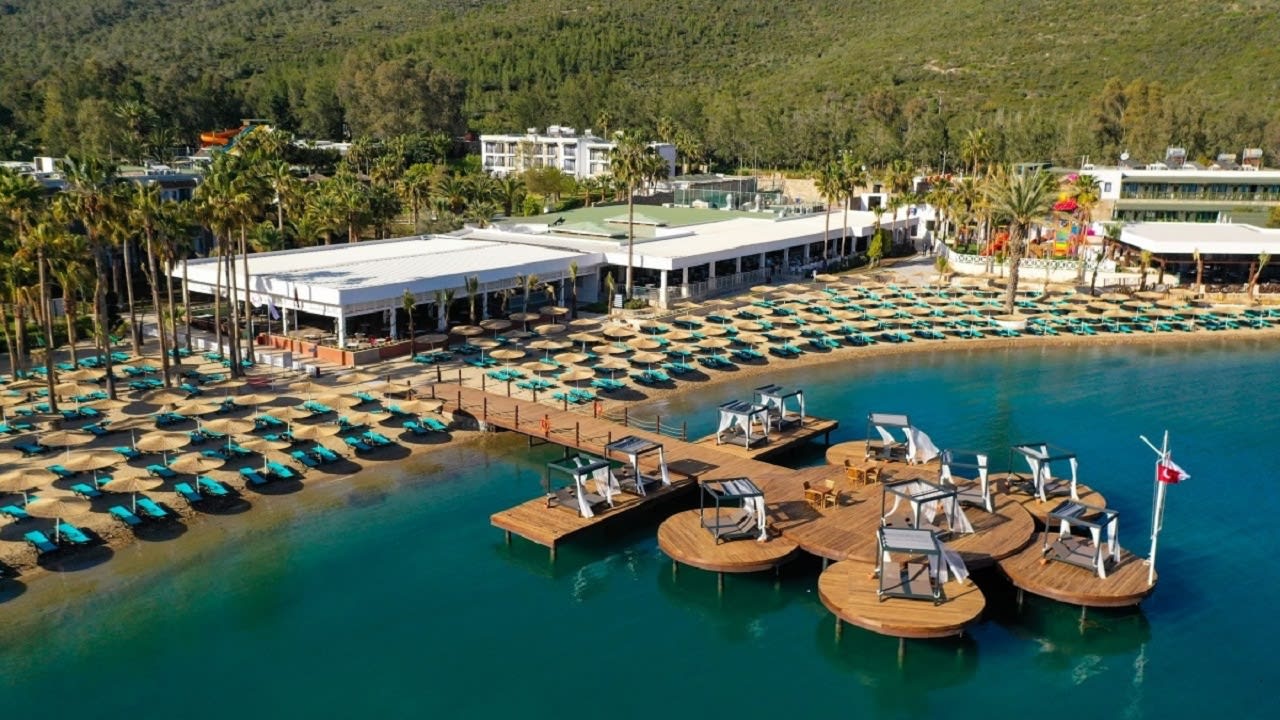 Außenansicht Green Bay Resort & Spa