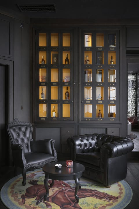 Smokers Lounge Kameha Grand Zürich, Autograph Collection