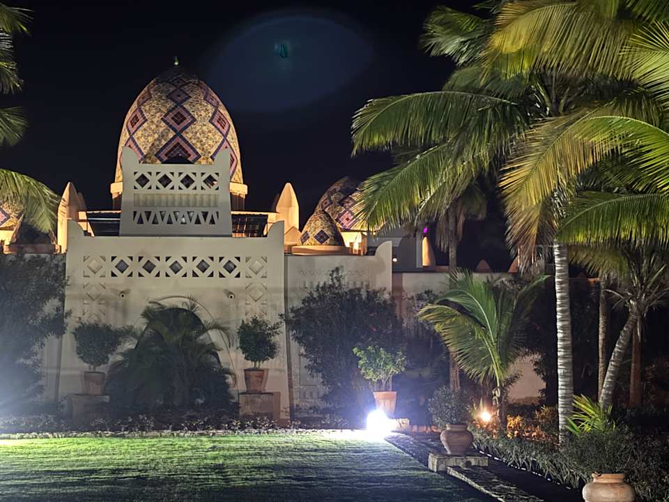 Außenansicht Hotel Riu Karamboa