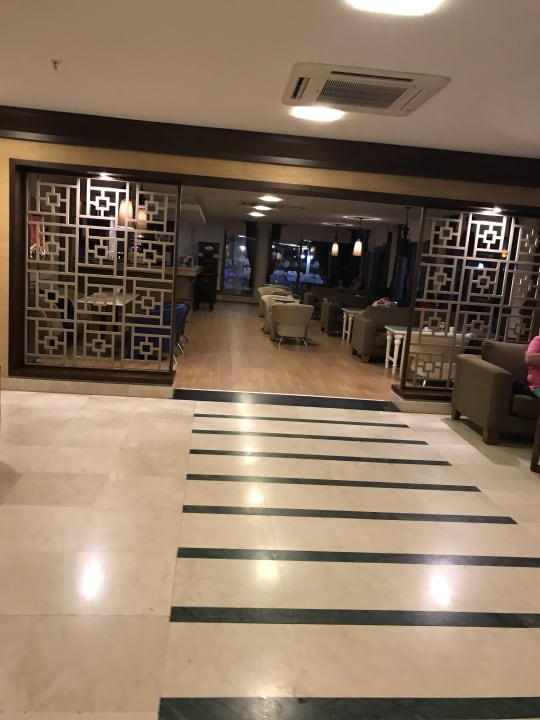 Lobby Palmeras Beach Hotel