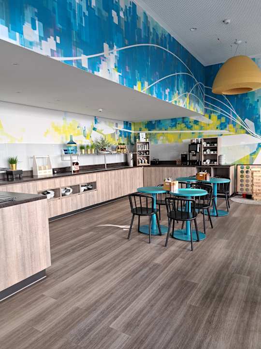 Gastro Holiday Inn - the niu, Welly Kiel