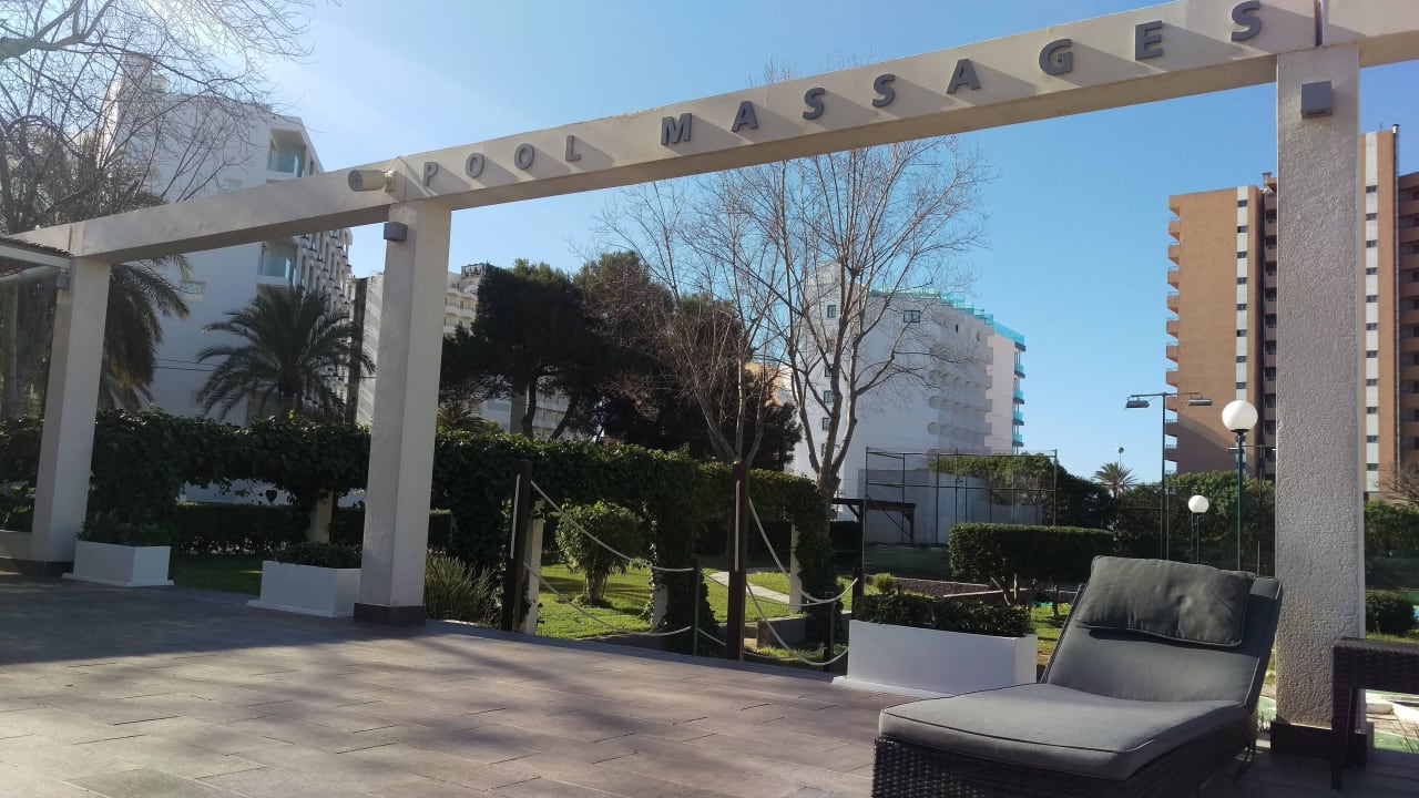 Poolmassage BG Hotel Caballero